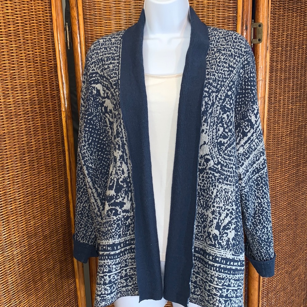 Pure Jill (J Jill) indigo & cream jacquard print shawl collar open cardigan